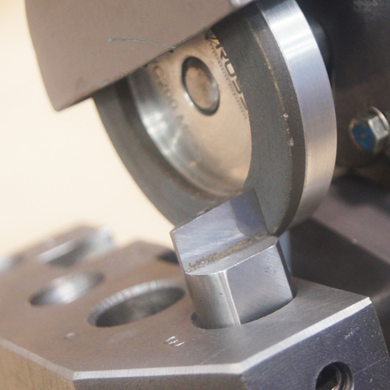 Sharpening - angle of attack - Column Boring Machine